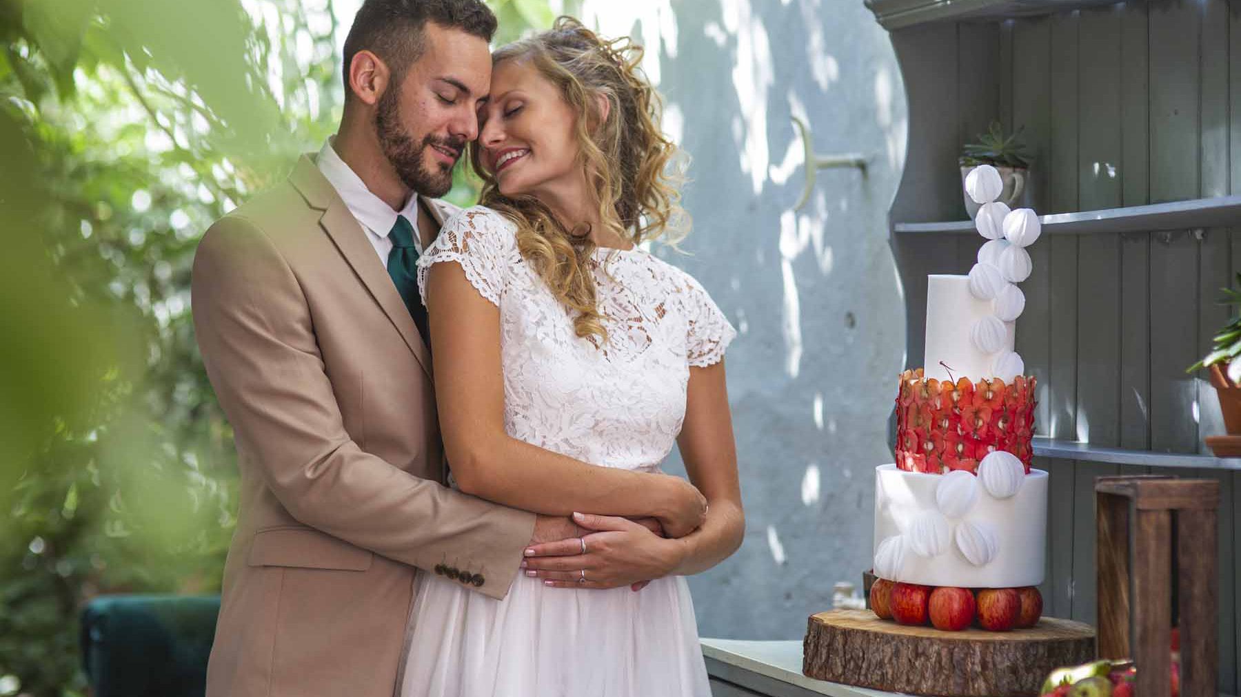 Read more about the article The Artisan Cake Kitchen