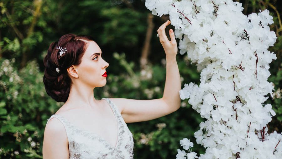 Read more about the article Kirsten Hair and Makeup