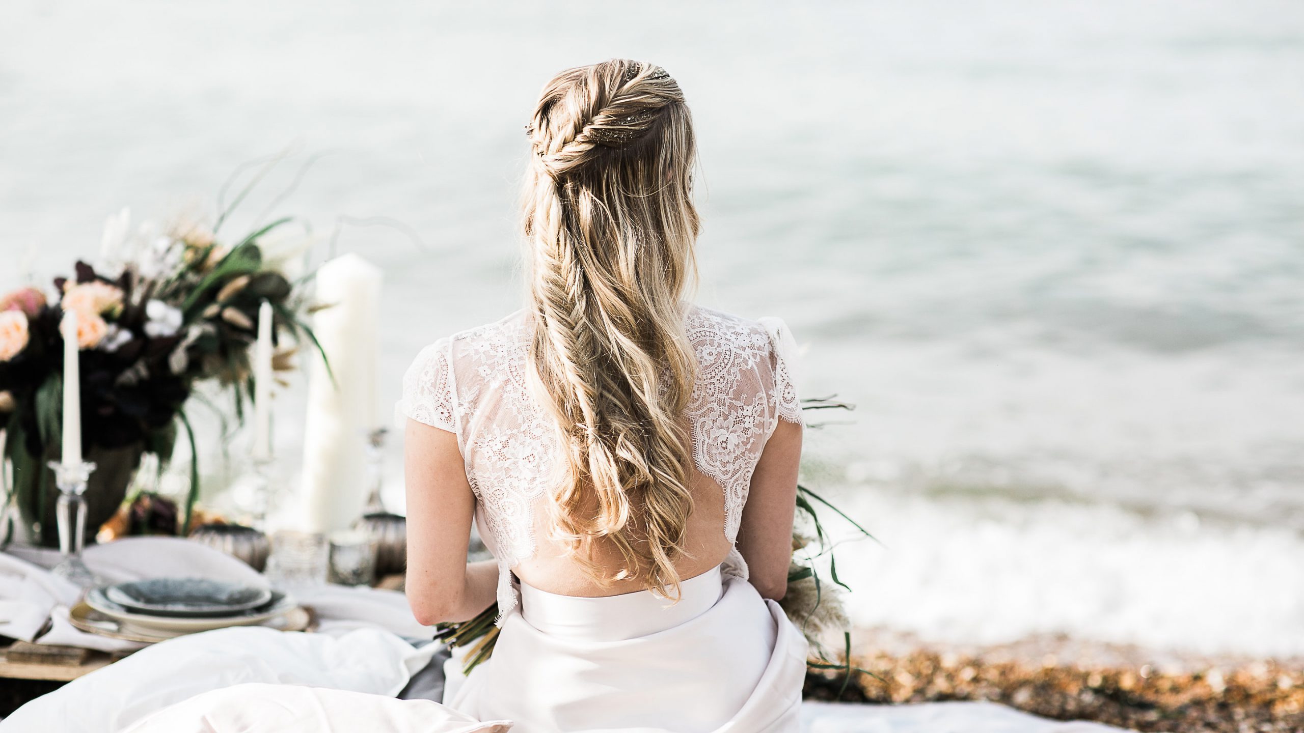 Read more about the article Kent Bridal Hair