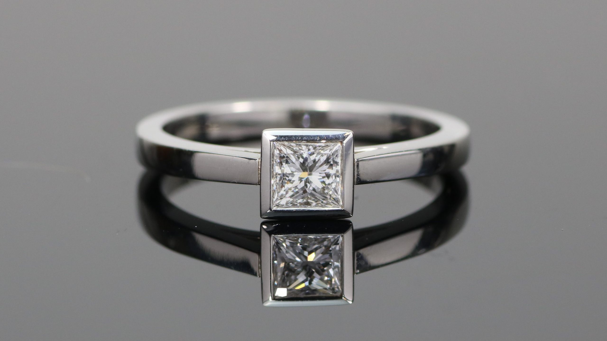 Read more about the article Lawley Fine Jewellers