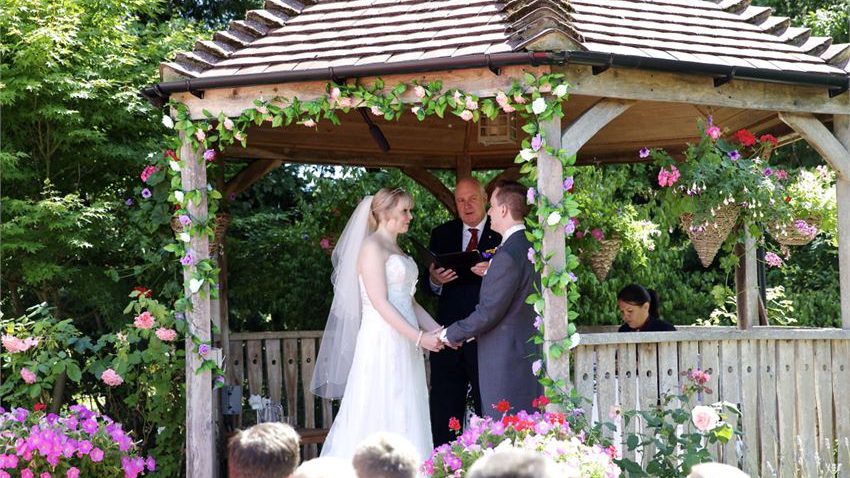Read more about the article Little Silver Country Hotel