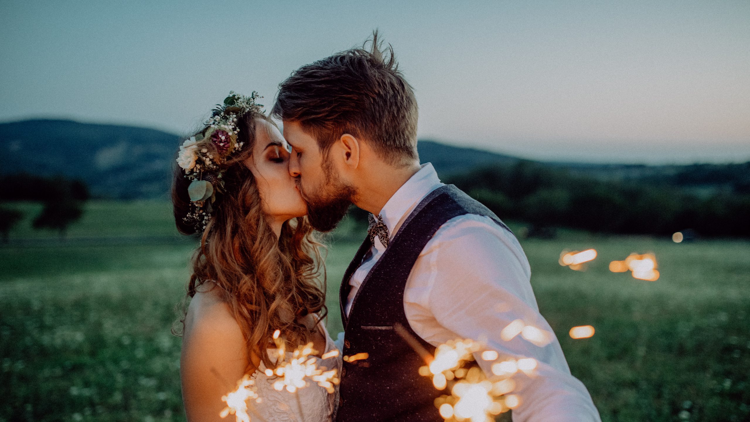 Read more about the article Staying Positive Through Your Kent Wedding Postponement