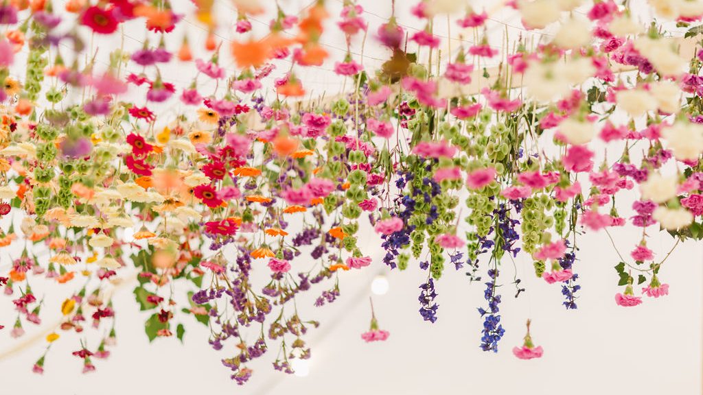 Read more about the article The Perks of Having a Wedding Planner