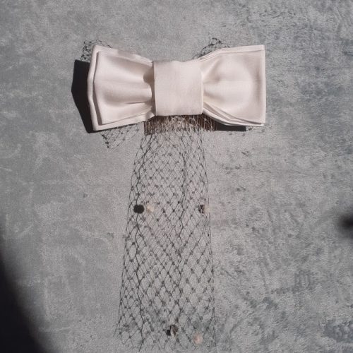 Claude-Bridal-Studio-Ava-bow-2