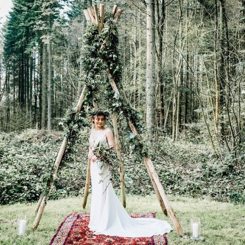 naked tipi